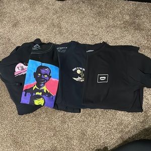 Sweater & t-shirt bundle